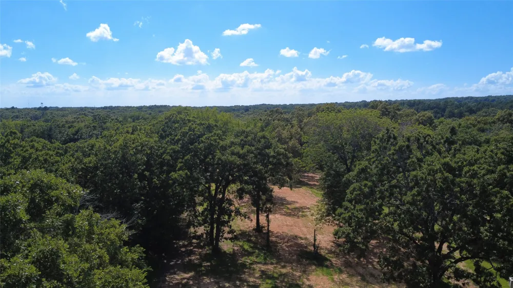 4044 Oakridge Circle Malakoff, TX 75148