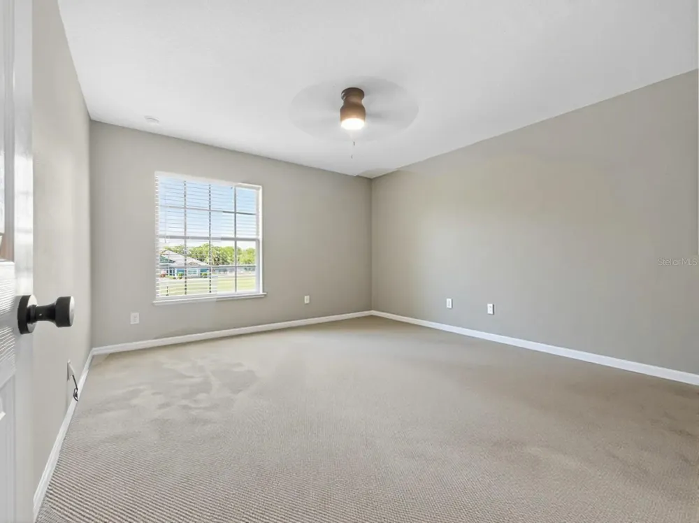 24215 WELDON DRIVE Eustis, FL 32736