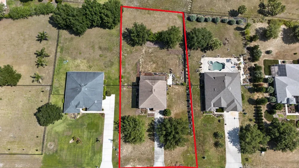 24215 WELDON DRIVE Eustis, FL 32736