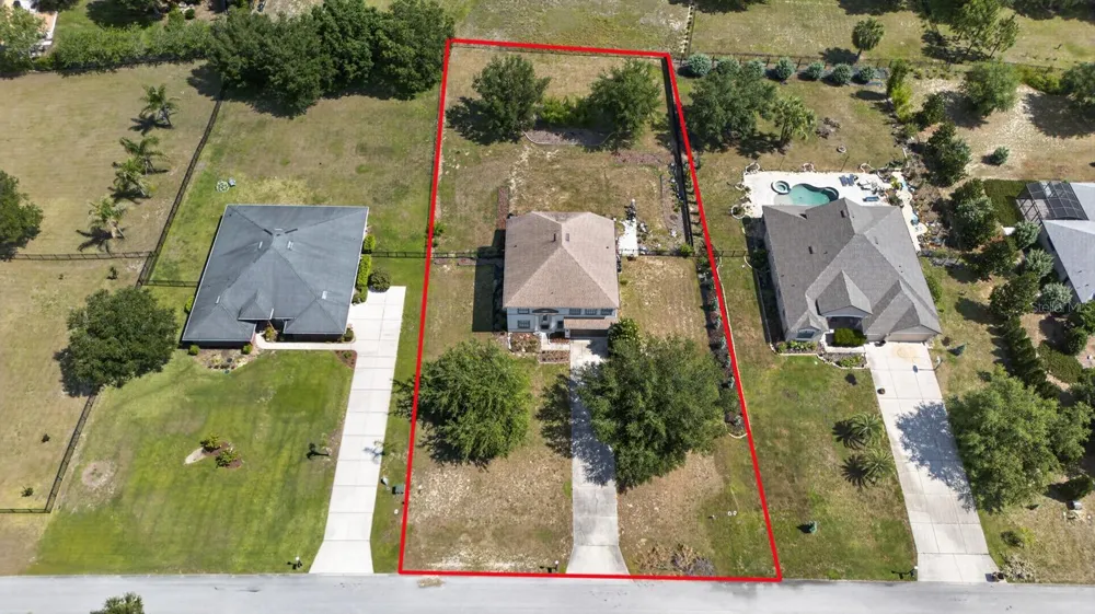 24215 WELDON DRIVE Eustis, FL 32736