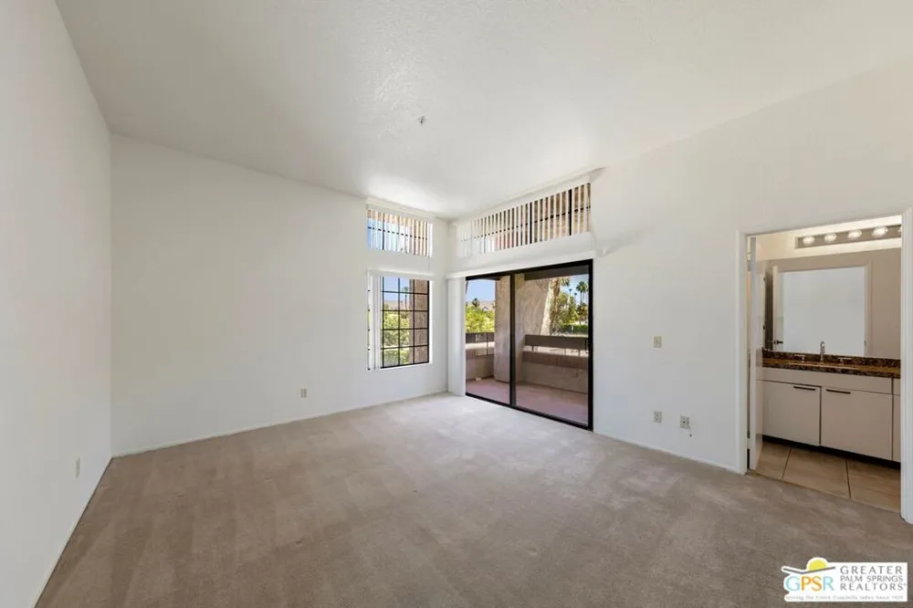 2601 S Broadmoor Drive #22 Palm Springs, CA 92264