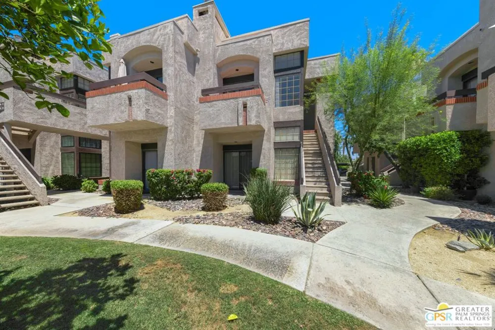 2601 S Broadmoor Drive #22 Palm Springs, CA 92264