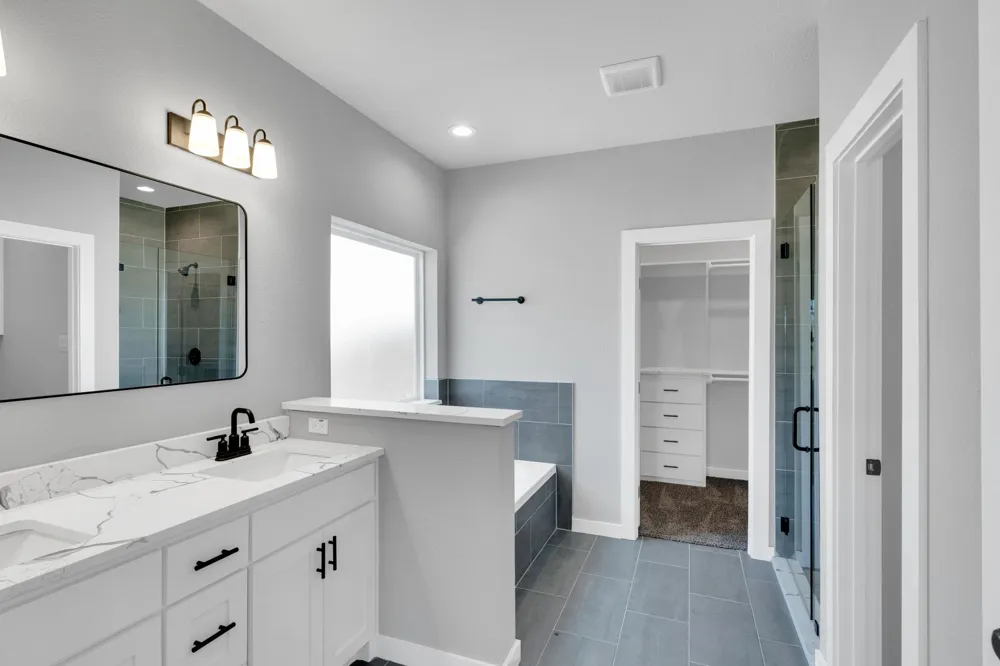 350 E Lamar Street Palmer, TX 75152