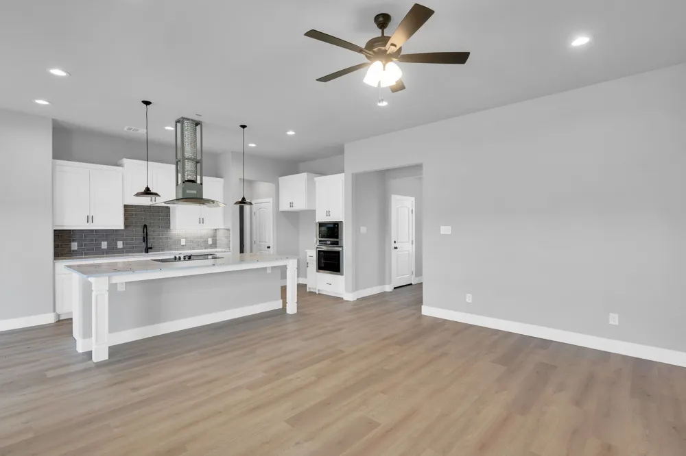 350 E Lamar Street Palmer, TX 75152