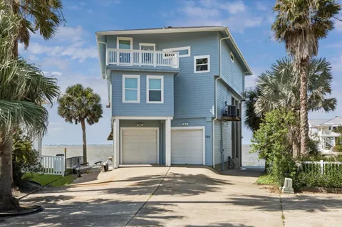 106 Quayside Drive