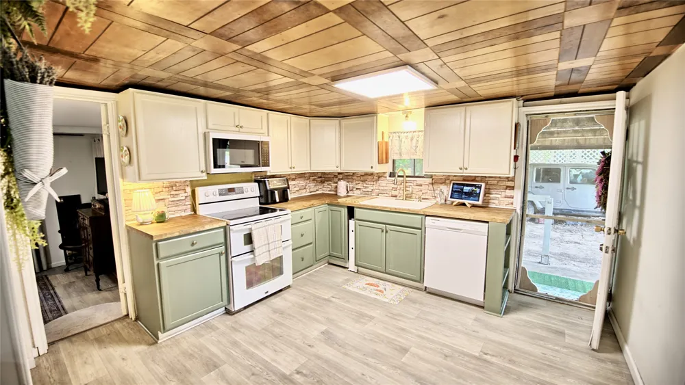 140 Elm Road Nocona, TX 76255