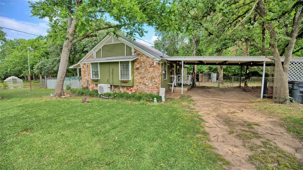 140 Elm Road Nocona, TX 76255