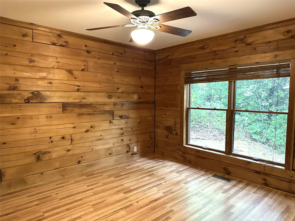 142 Golden Mist Court Sapphire, NC 28774