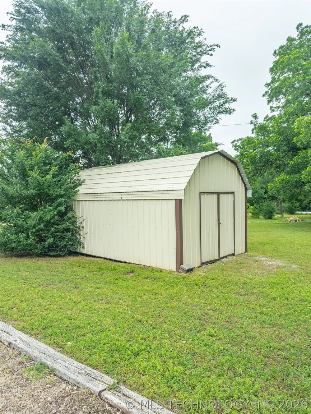 7611 Dickson Dickson, OK 73401