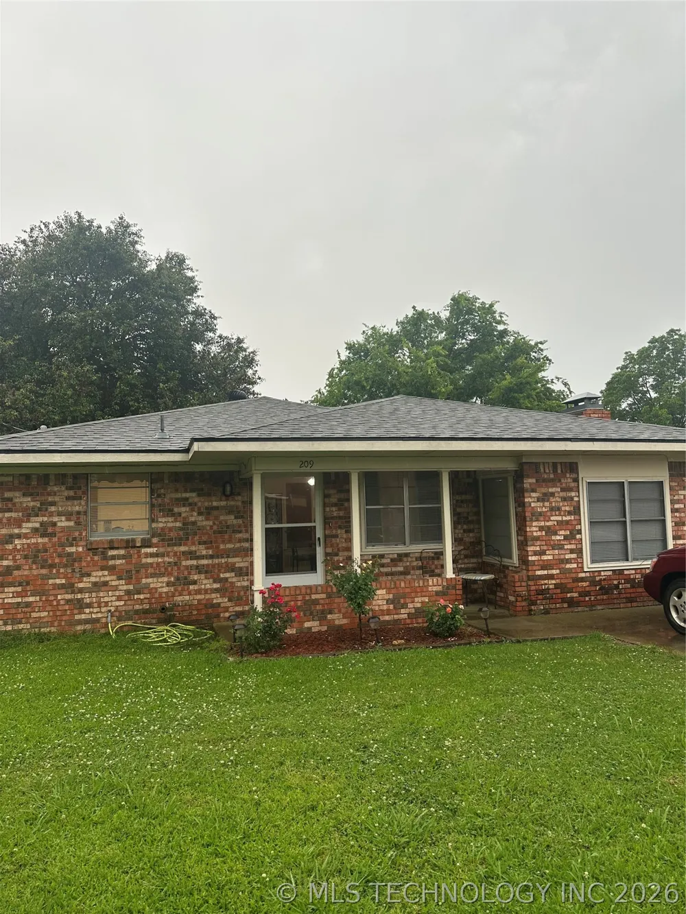 209 May Street Calera, OK 74730