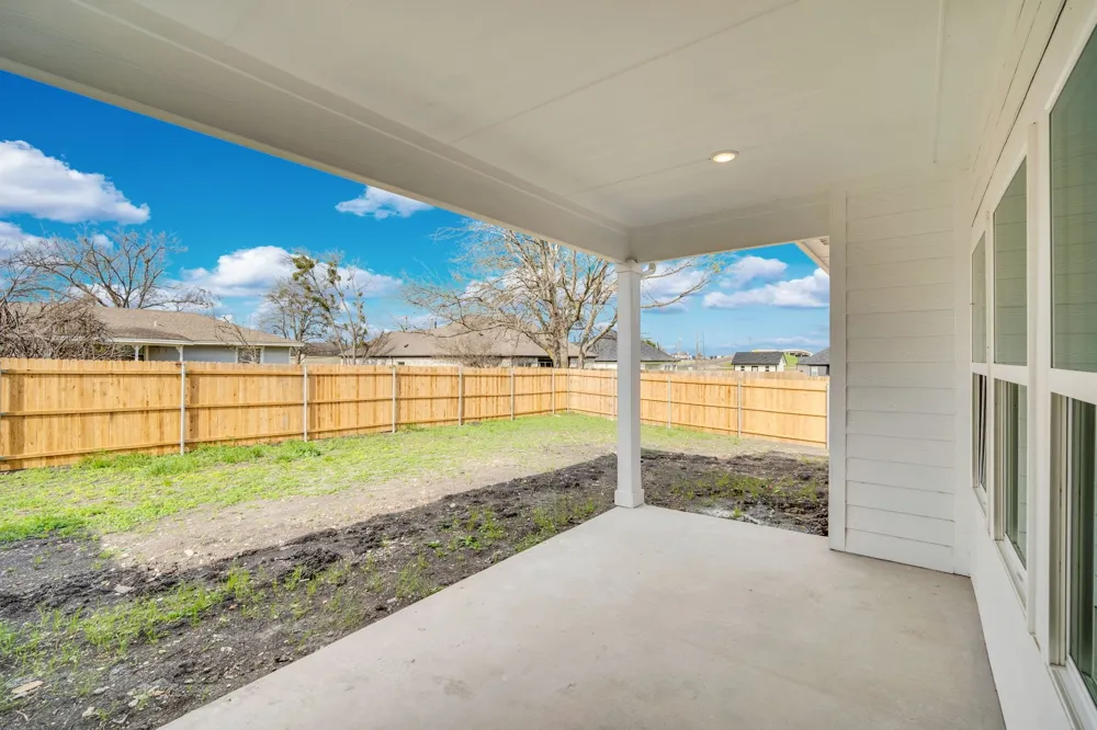 340 E Lamar Street Palmer, TX 75152