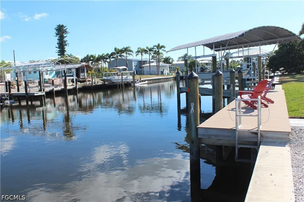 Sanderling Court St James City, FL 33956