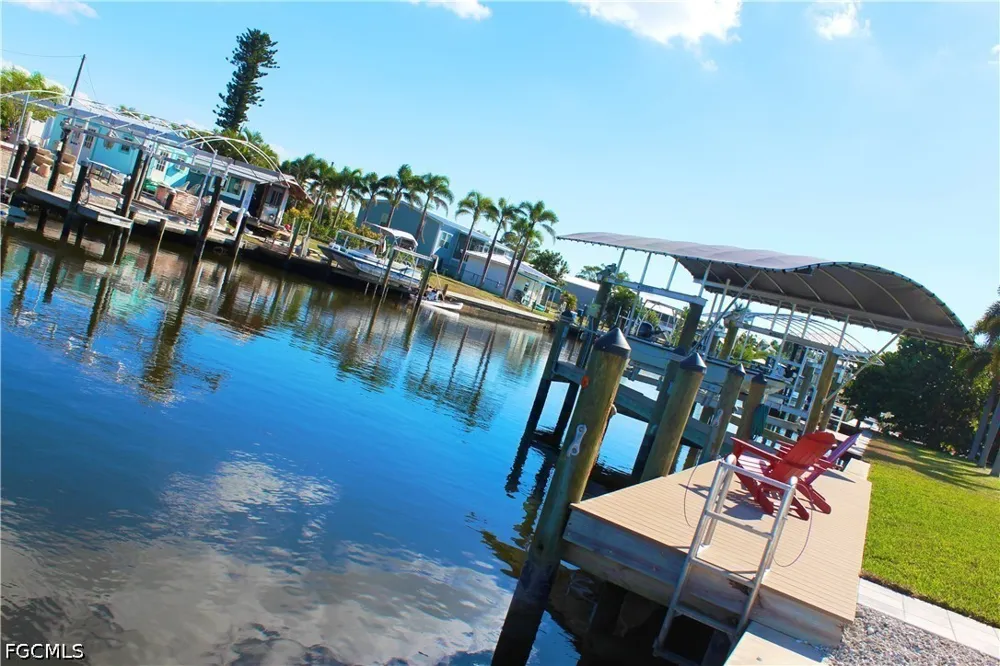 Sanderling Court St James City, FL 33956
