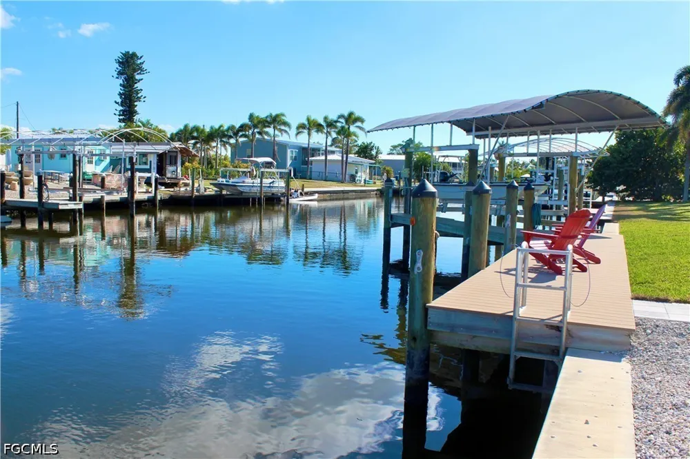 Sanderling Court St James City, FL 33956