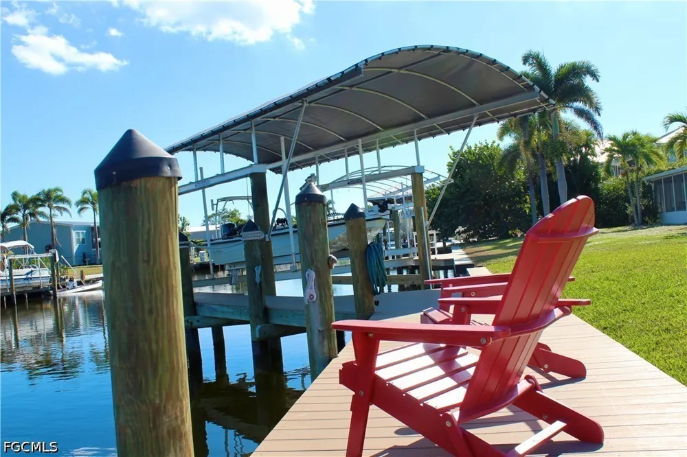 Sanderling Court St James City, FL 33956
