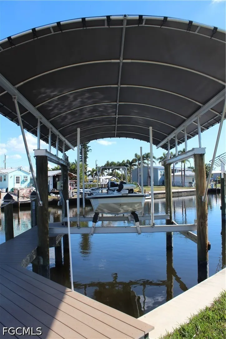 Sanderling Court St James City, FL 33956