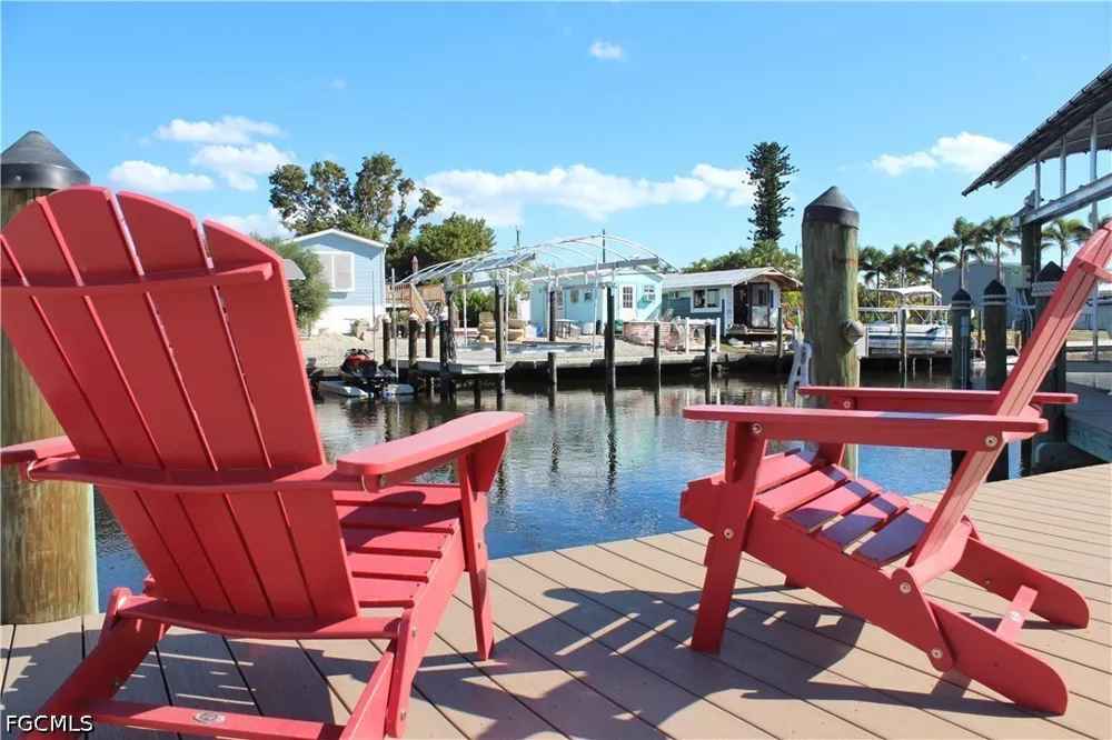 Sanderling Court St James City, FL 33956