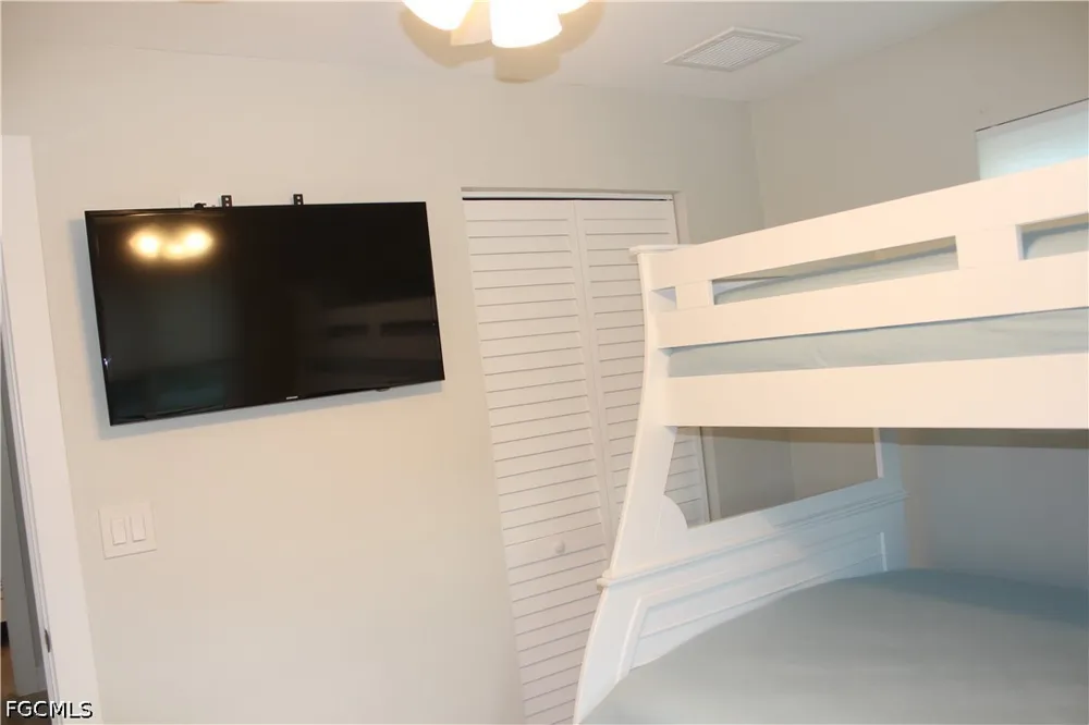 Sanderling Court St James City, FL 33956