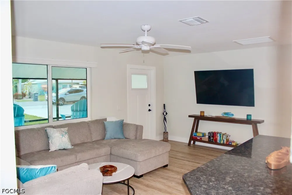 Sanderling Court St James City, FL 33956