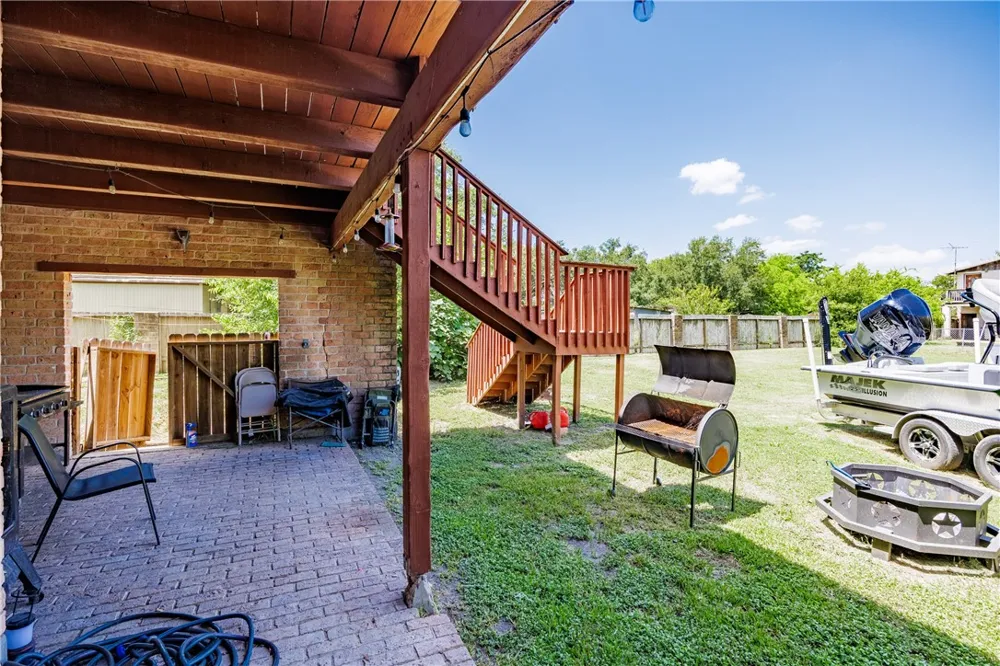 5335 E Riverview Drive Robstown, TX 78380