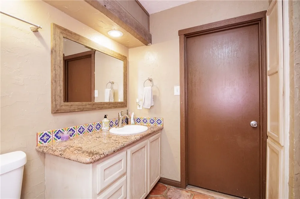 5335 E Riverview Drive Robstown, TX 78380