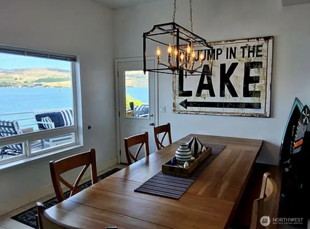 2685 S Lakeshore Road Chelan, WA 98816