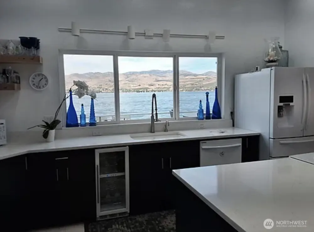 2685 S Lakeshore Road Chelan, WA 98816