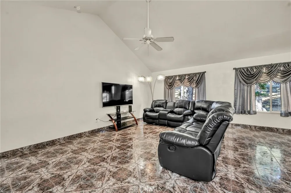 18230 Hidden Valley Road Hidden Valley Lake, CA 95467