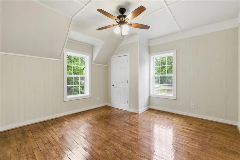 305 Grove Avenue SE Lindale, GA 30147