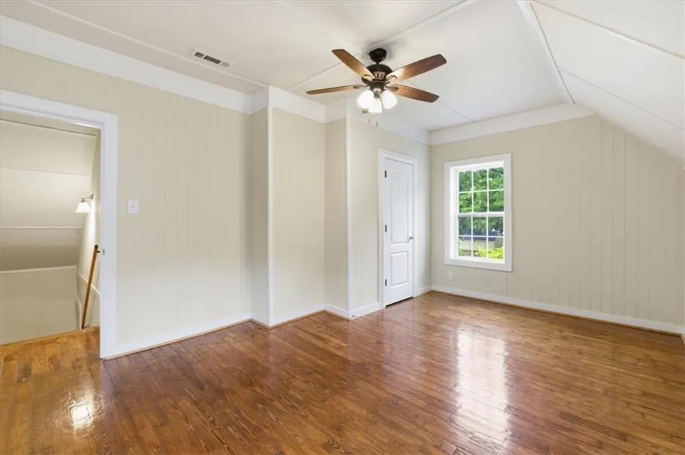 305 Grove Avenue SE Lindale, GA 30147