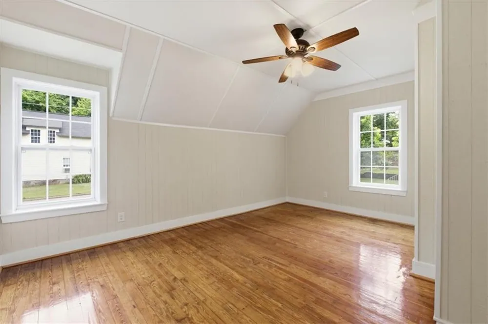 305 Grove Avenue SE Lindale, GA 30147