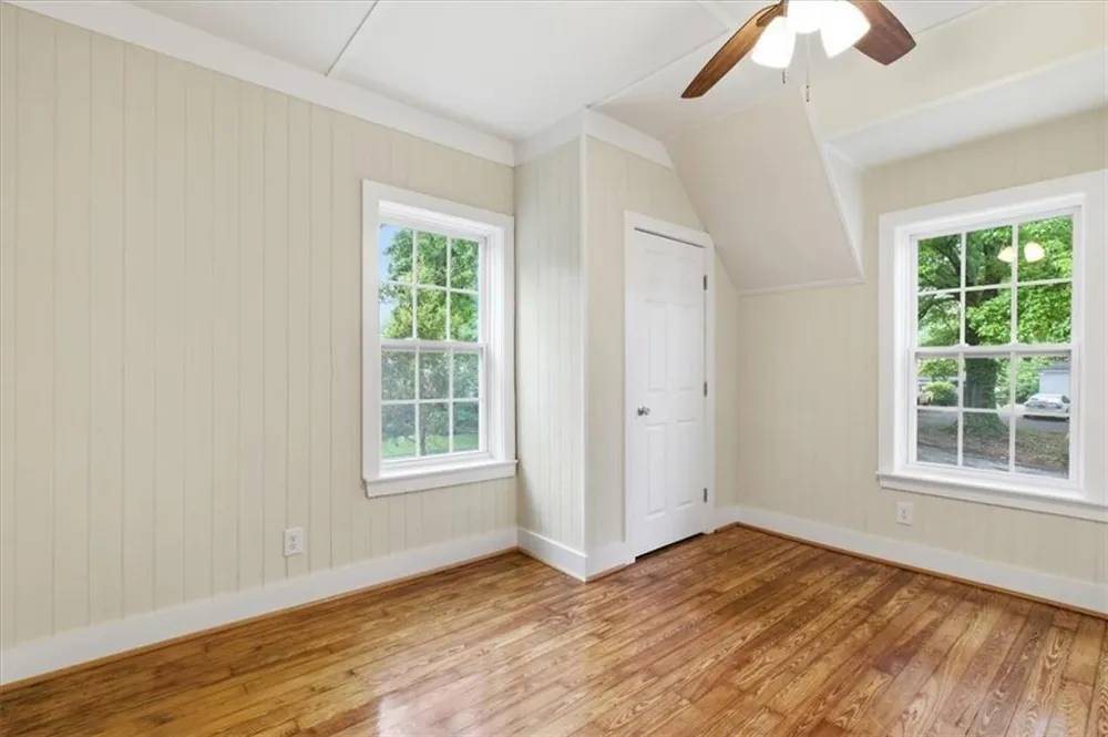 305 Grove Avenue SE Lindale, GA 30147