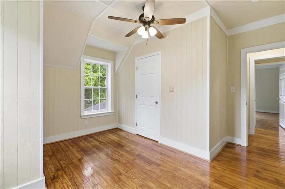 305 Grove Avenue SE Lindale, GA 30147