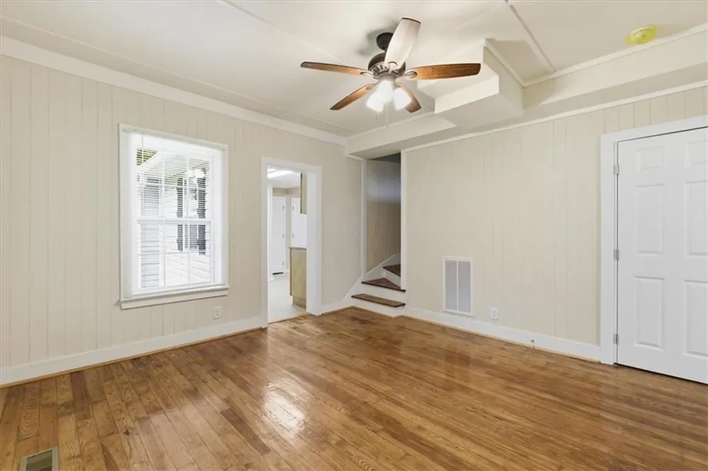305 Grove Avenue SE Lindale, GA 30147