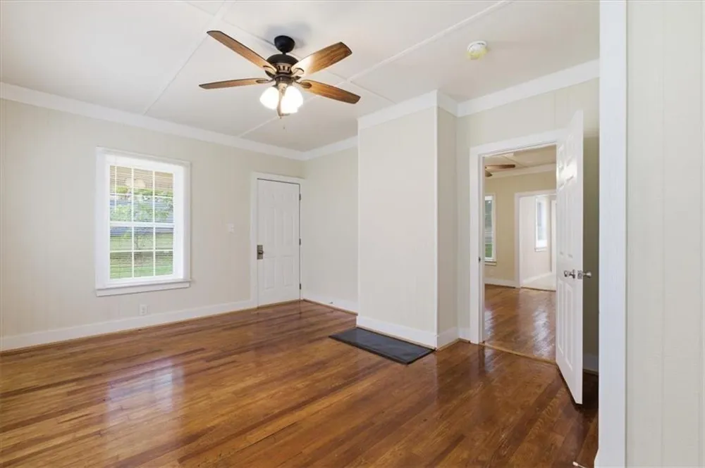 305 Grove Avenue SE Lindale, GA 30147