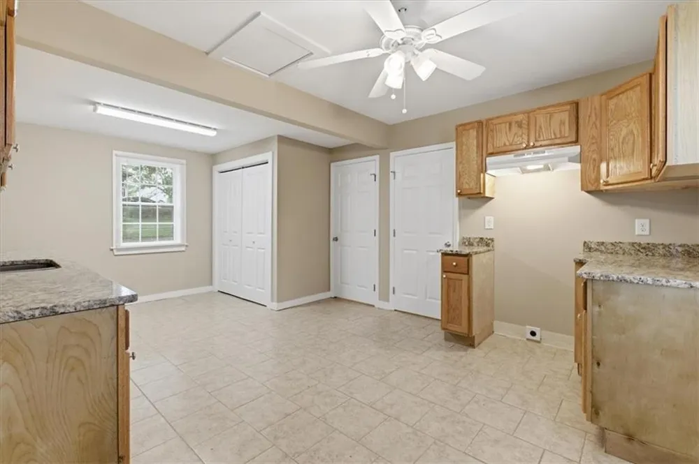 305 Grove Avenue SE Lindale, GA 30147
