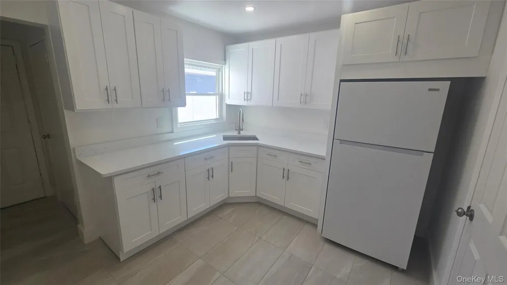 724 E Park Avenue Long Beach, NY 11561