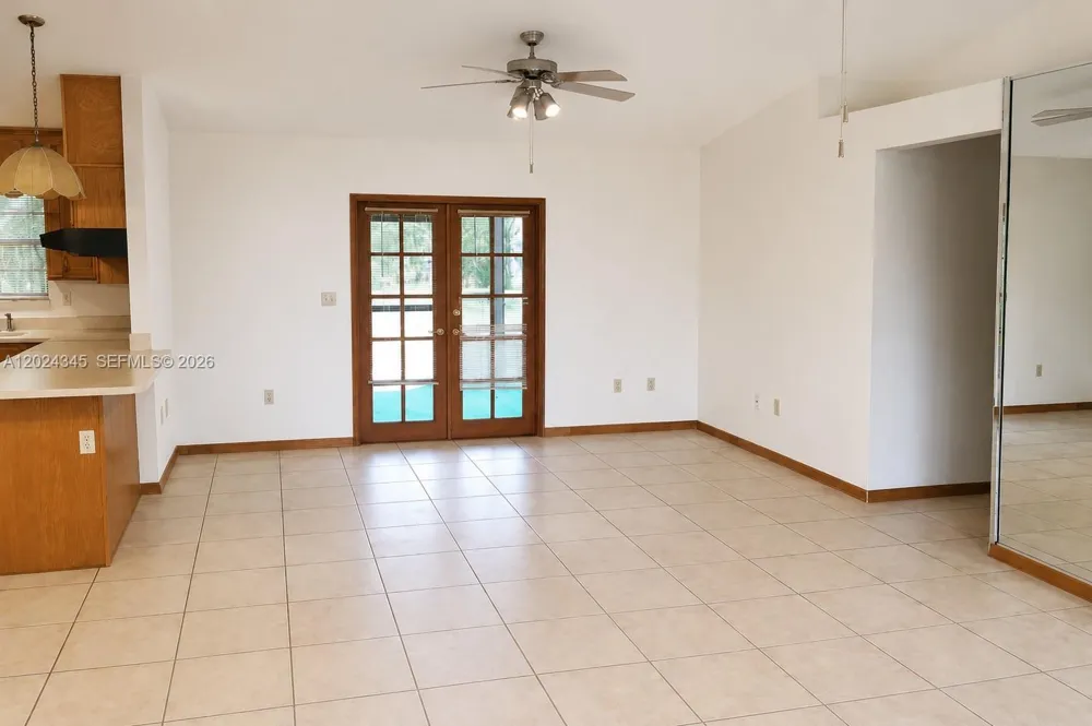 112 SE Vin Rose Cir Palm Bay, FL 32909