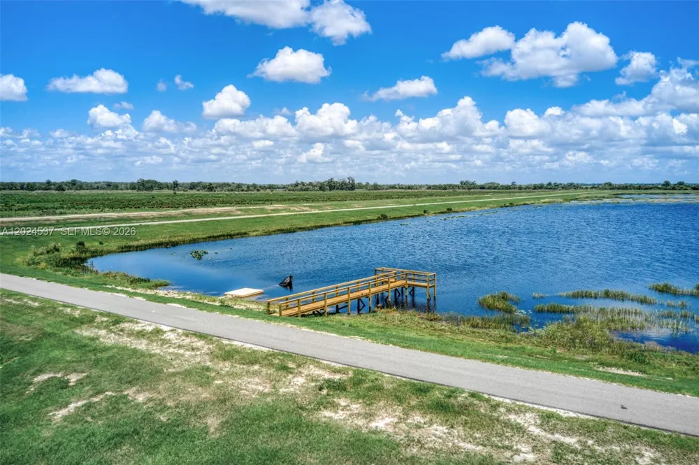 1613 Duane Palmer Sebring, FL 33876