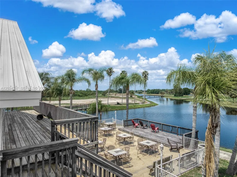 1613 Duane Palmer Sebring, FL 33876