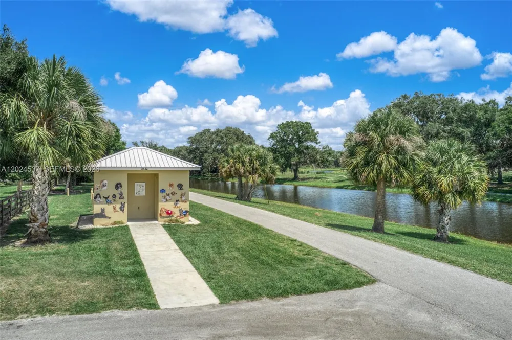 1613 Duane Palmer Sebring, FL 33876