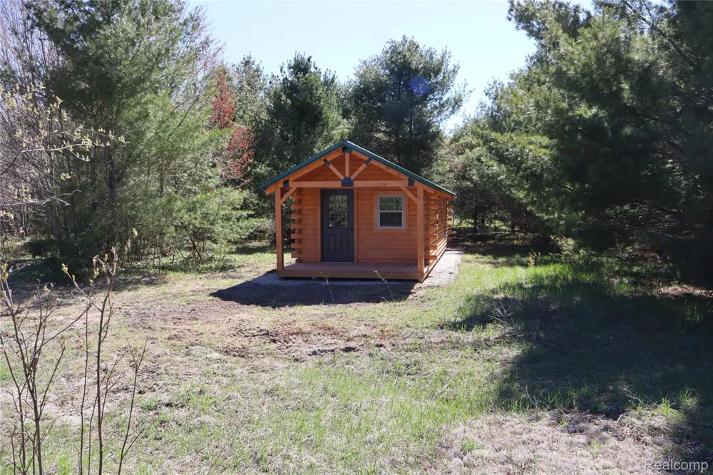 5575 E 26 Mile Road Pickford Township, MI 49774