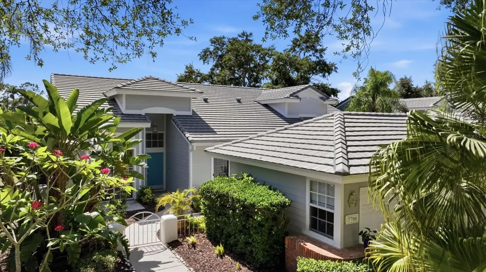 7706 WHITEBRIDGE GLEN University Park, FL 34201