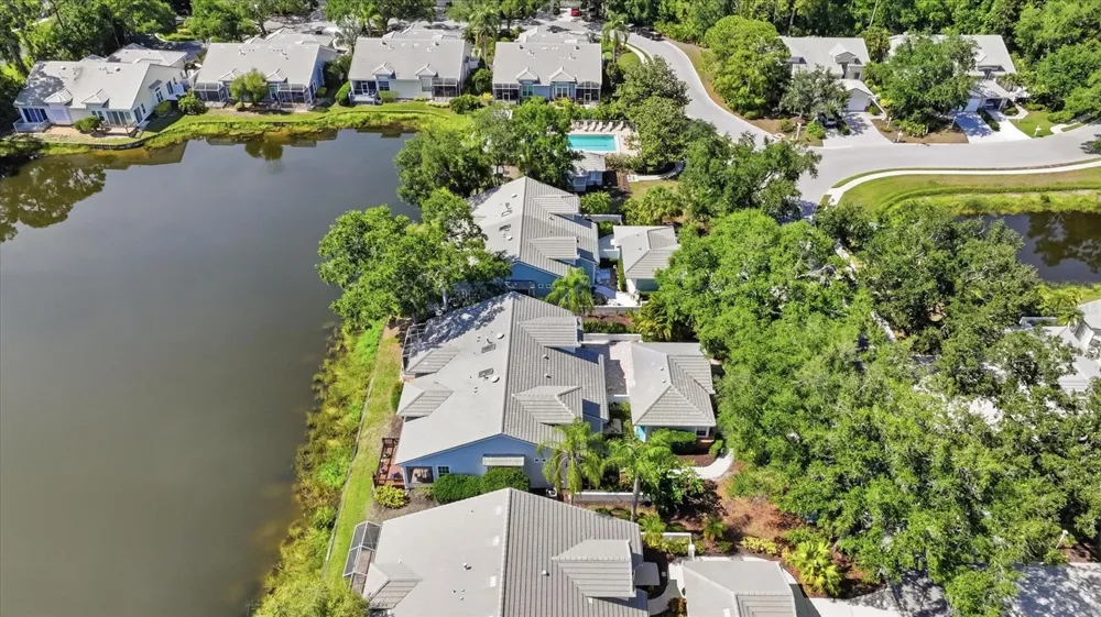 7706 WHITEBRIDGE GLEN University Park, FL 34201