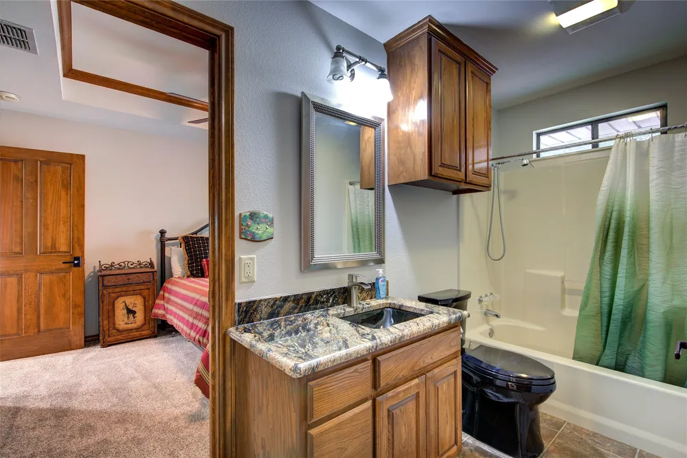 1605 County Road 1785 Yantis, TX 75497