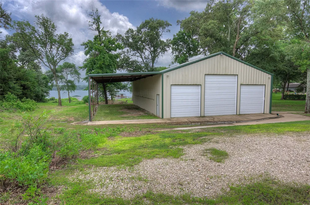 1605 County Road 1785 Yantis, TX 75497