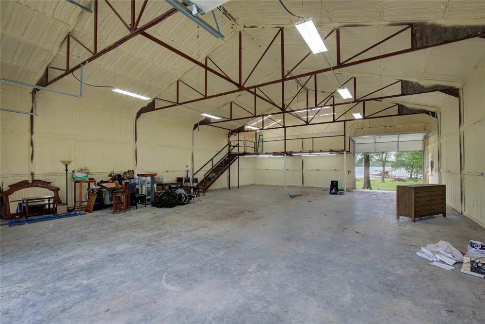 1605 County Road 1785 Yantis, TX 75497
