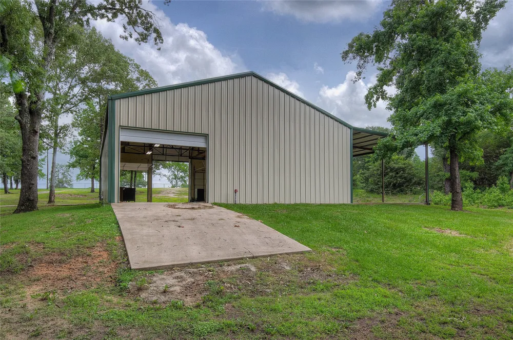 1605 County Road 1785 Yantis, TX 75497