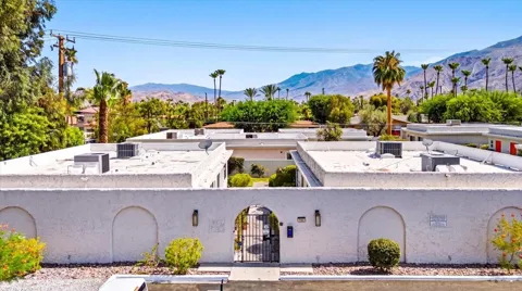 835 E Vista Chino #4