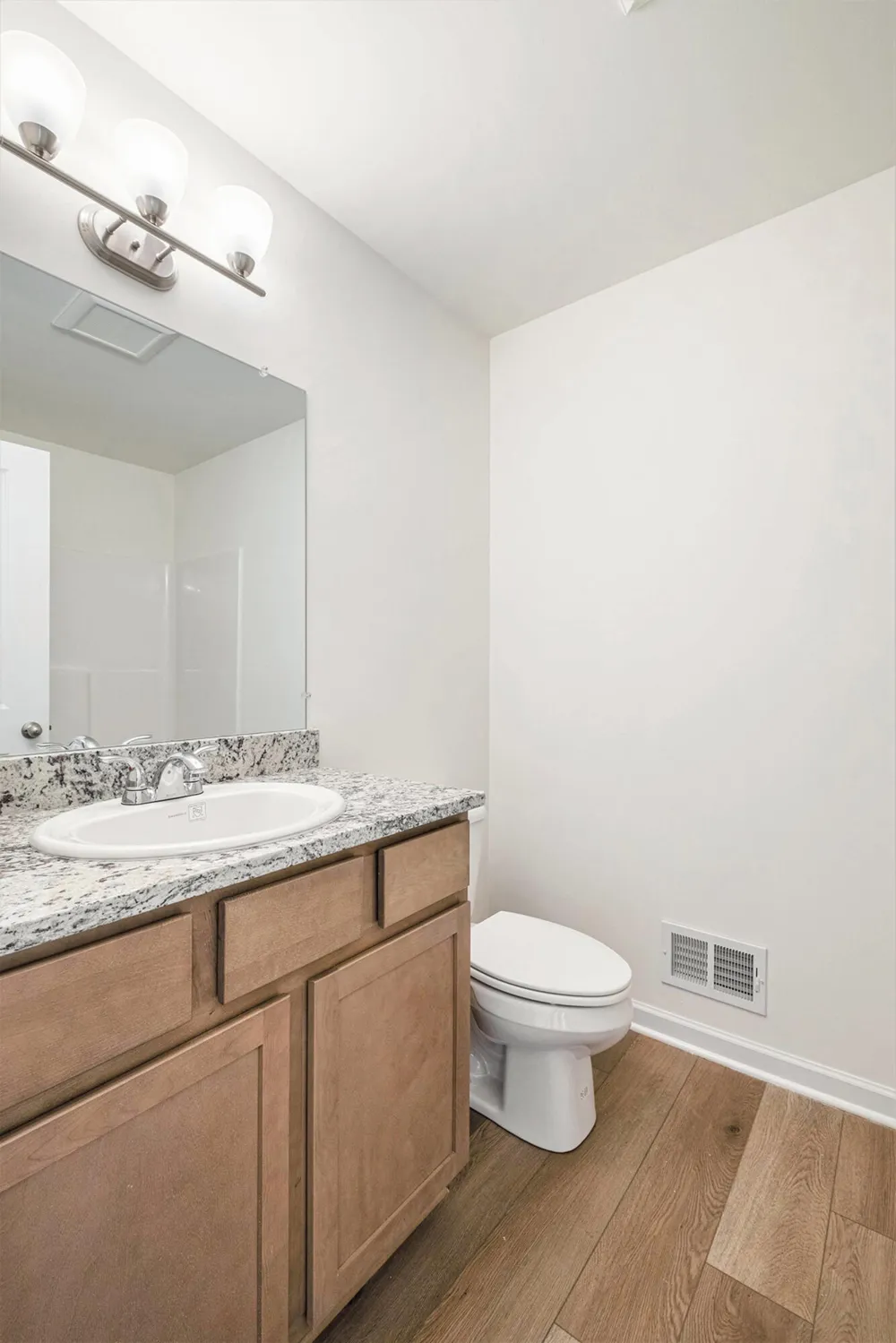 5391 Swan Drive Burton, MI 48509